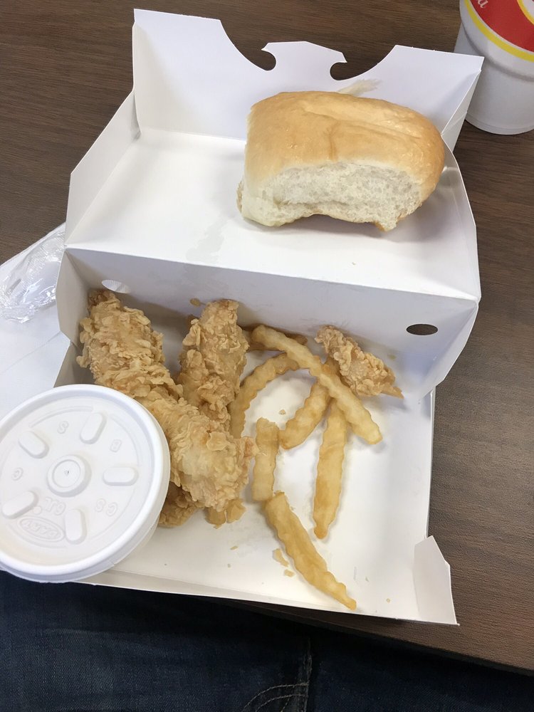 Bush's Chicken 1009 E Crest Dr, Waco