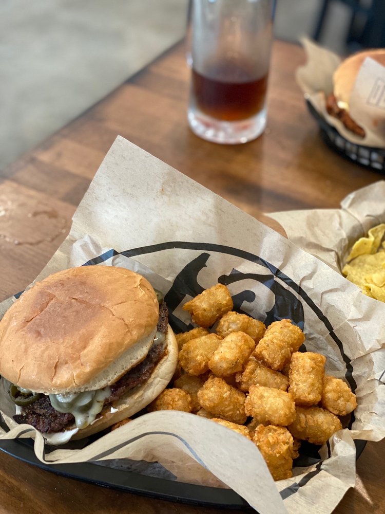 Billy Bob's Burgers Bar & Grill 300 S 2nd St Suite 102, Waco
