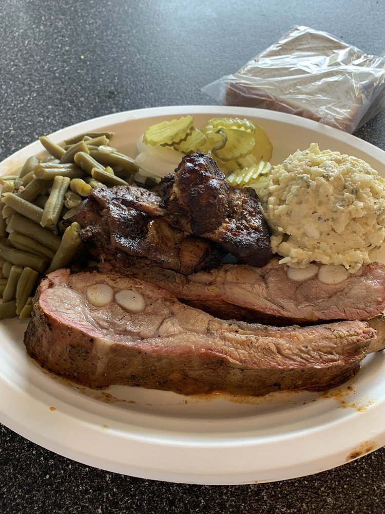 R&S Barbecue 1101 Richland Dr, Waco