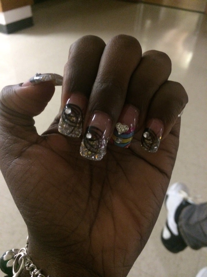 Top La Nails 6214 Montgomery Dr, Windcrest