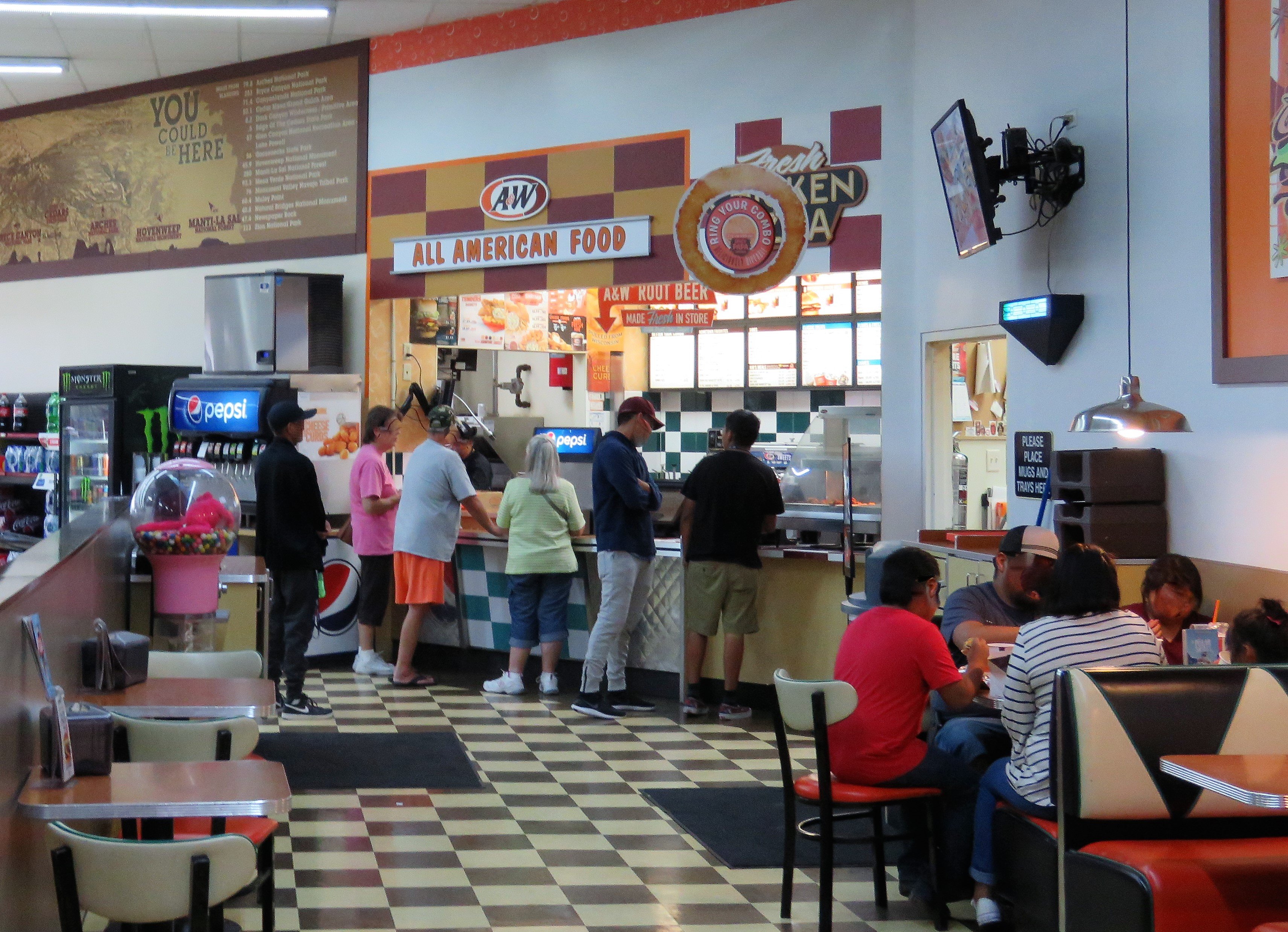 A&W Restaurant 12 W Center St, Blanding