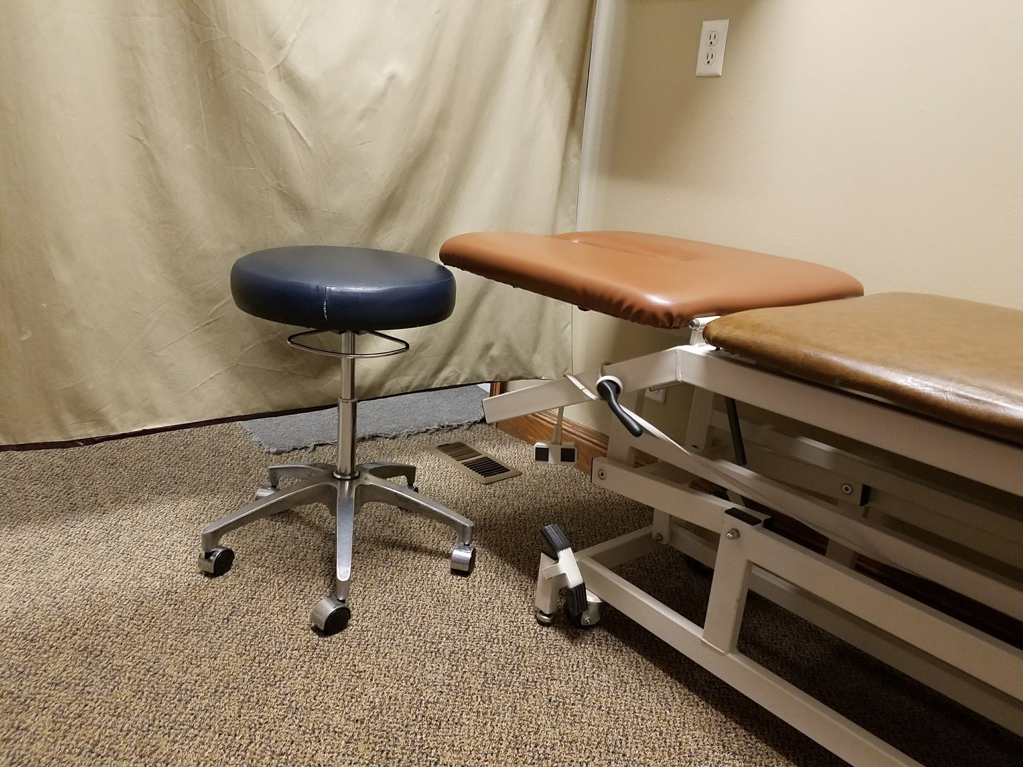 FYZICAL Therapy & Balance Centers - Provo