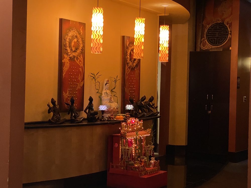 J. Wong's Thai & Chinese Bistro 163 W 200 S, Salt Lake City