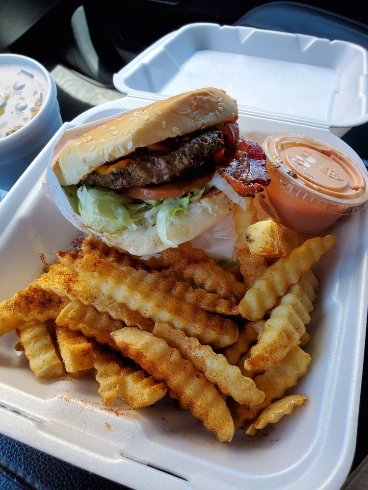Maxi's Deli, Catering, Espresso Bar 1957 S 4650 W, Salt Lake City