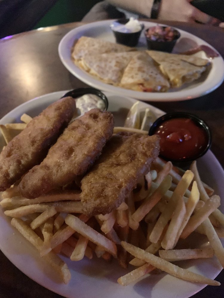 Alley Cat Restaurant 2 S Whiting St, Alexandria
