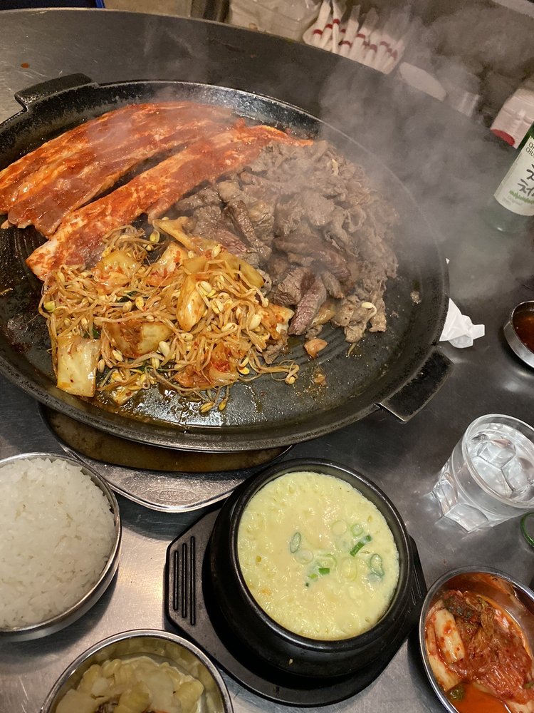 Honey Pig BBQ 7220-C, Columbia Pike, Annandale