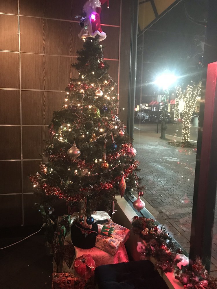 T.H.A.I. In Shirlington Restaurant 4029 Campbell Ave, Arlington