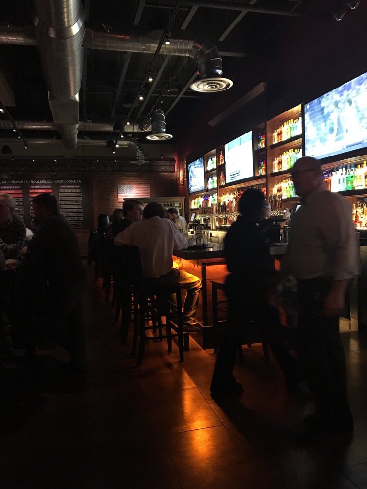 BJ's Restaurant & Brewhouse 3924 Lenox Ave, Charlottesville