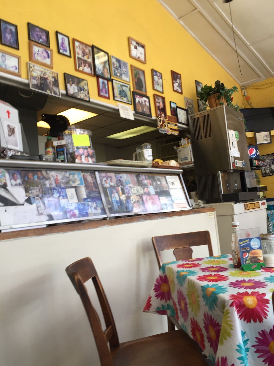 Mel's Cafe 719 W Main St, Charlottesville