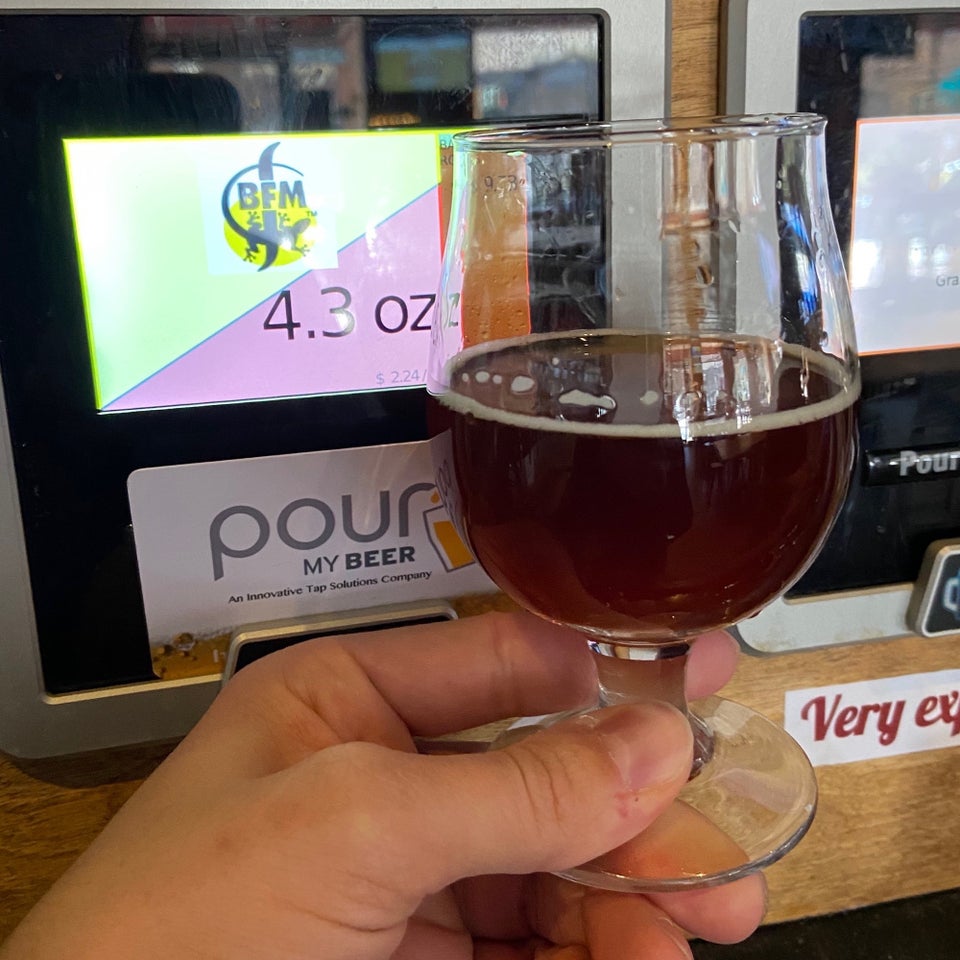 Charlottesville Draft Taproom 425 E Main St, Charlottesville