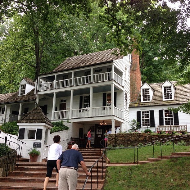 Michie Tavern ca. 1784 683 Thomas Jefferson Pkwy, Charlottesville
