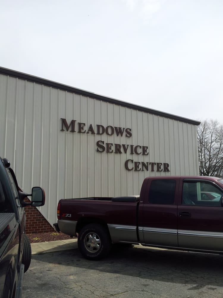 Meadows Service Center Inc