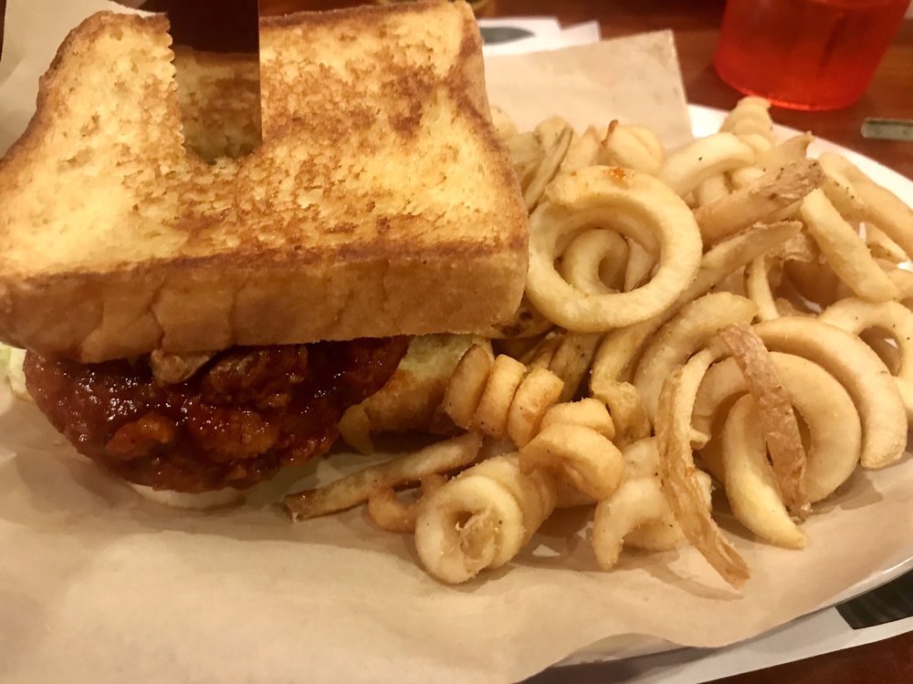 Hooters of Greenbrier 1105 Merchants Way, Chesapeake