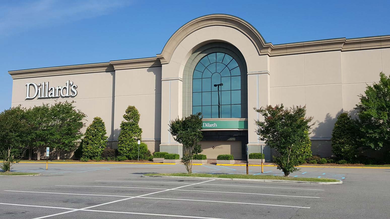 Dillard's: Greenbrier Mall