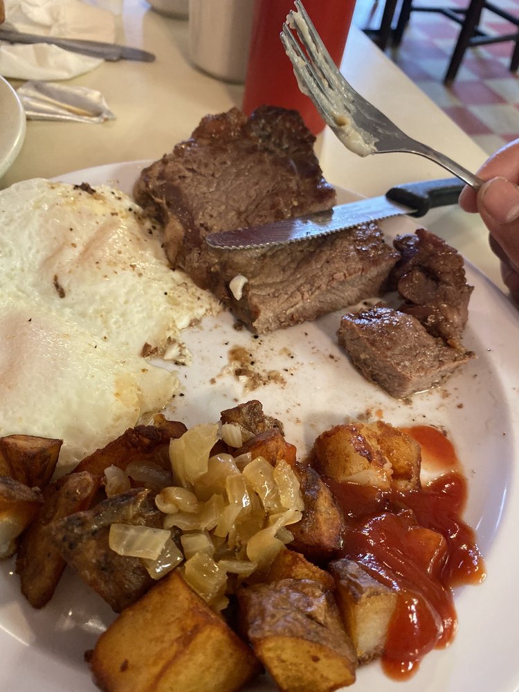 C & B Diner 1102 George Washington Hwy N, Chesapeake