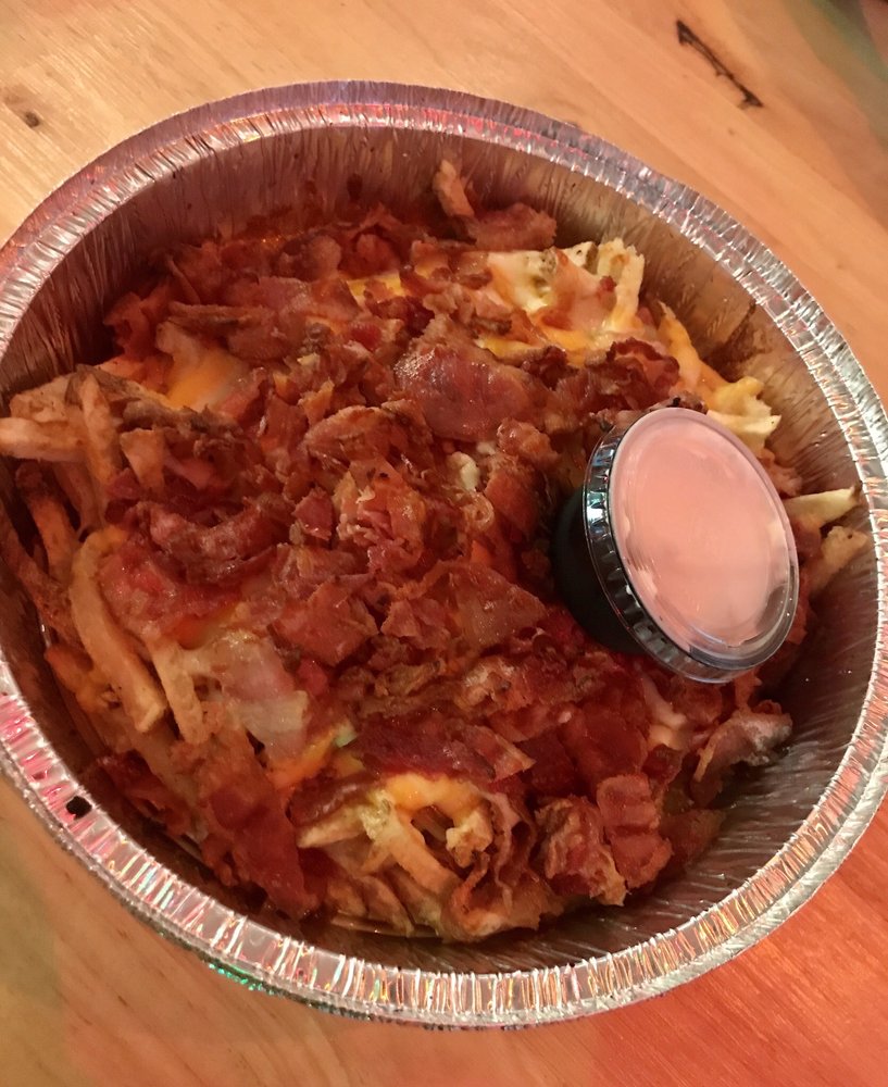 Chicho's Pizza Greenbrier 1400 Kempsville Rd, Chesapeake