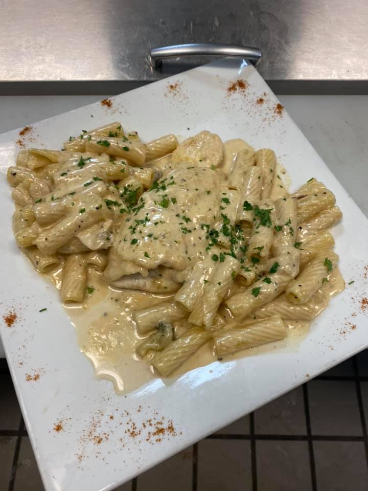 Reginella's Trattoria and Pizzeria 109 Volvo Pkwy, Chesapeake