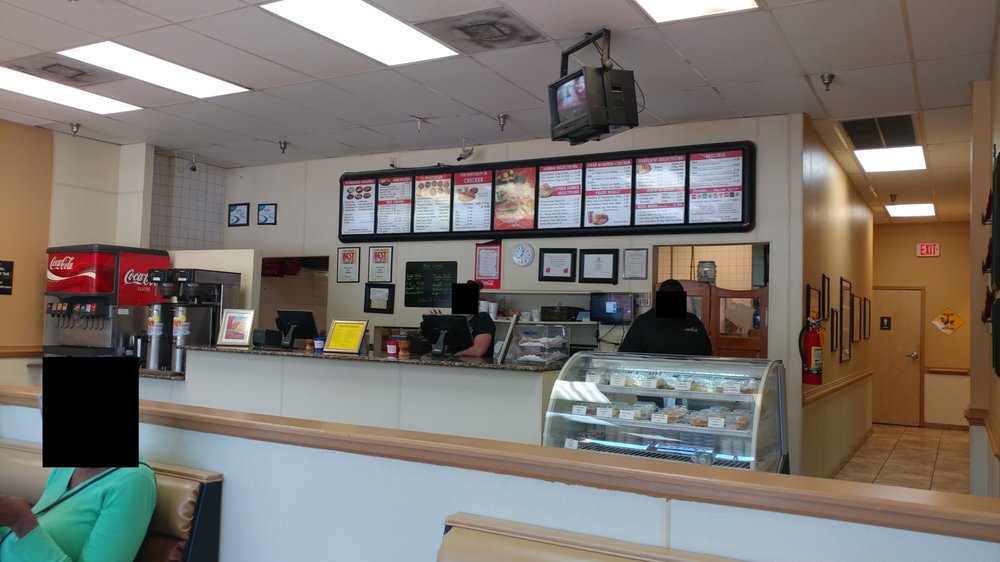 Pollard's Chicken at Battlefield Blvd. 717 S Battlefield Blvd, Chesapeake