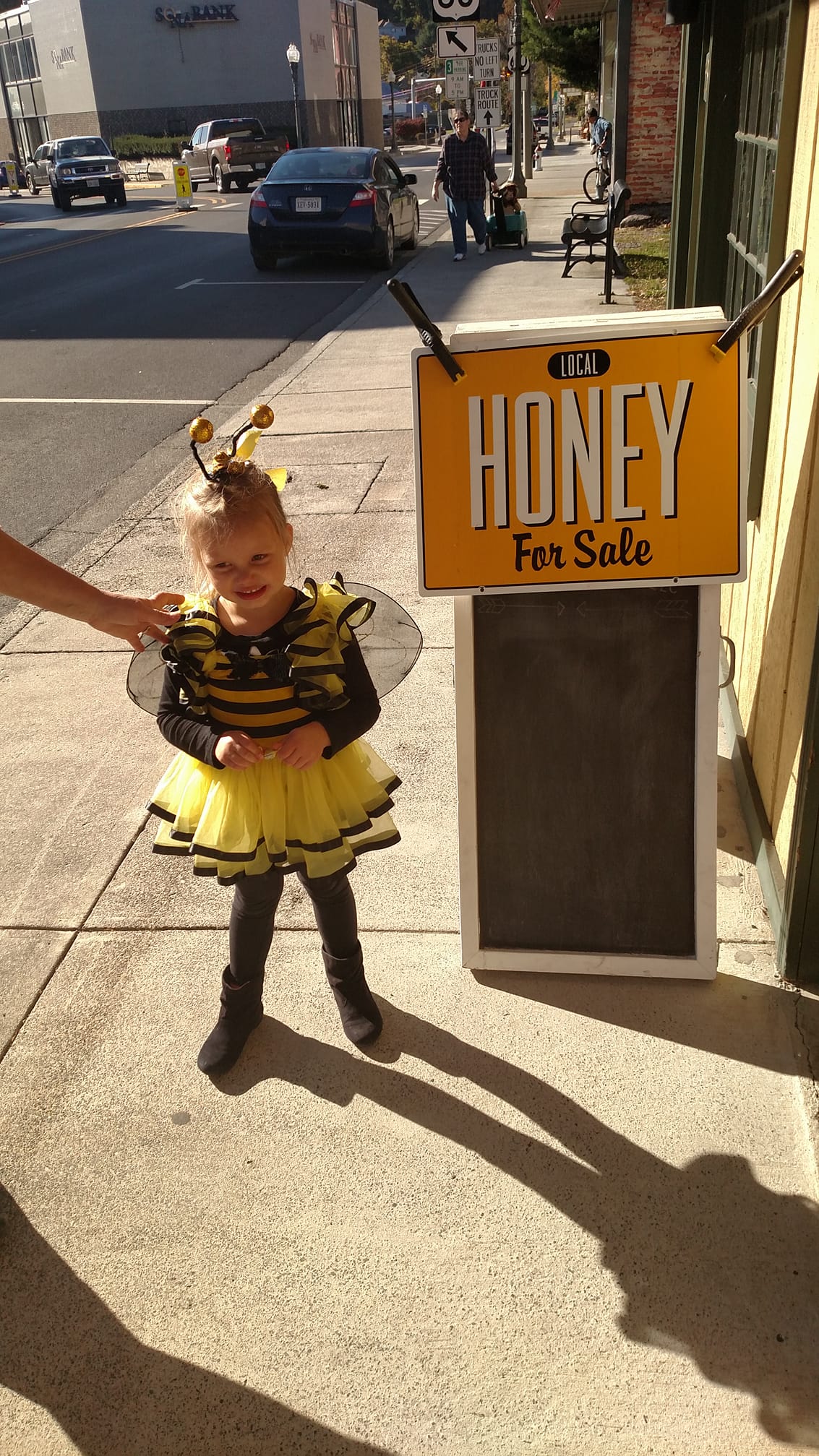 The Bee Hive Honey & Maple Stand