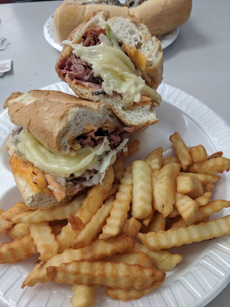 Chef's Cafe 3957 Pender Dr # 105, Fairfax