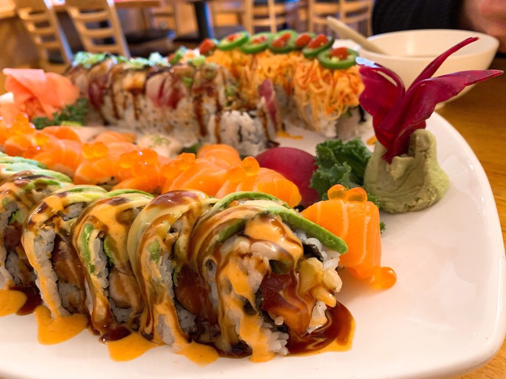 Tsunami Sushi 13039 Fair Lakes Shopping Center, Fairfax