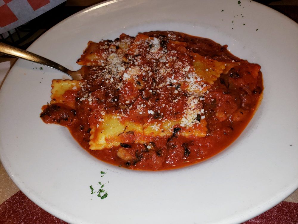 Vinny's Italian Grill & Pizzeria 20 Plantation Dr, Fredericksburg