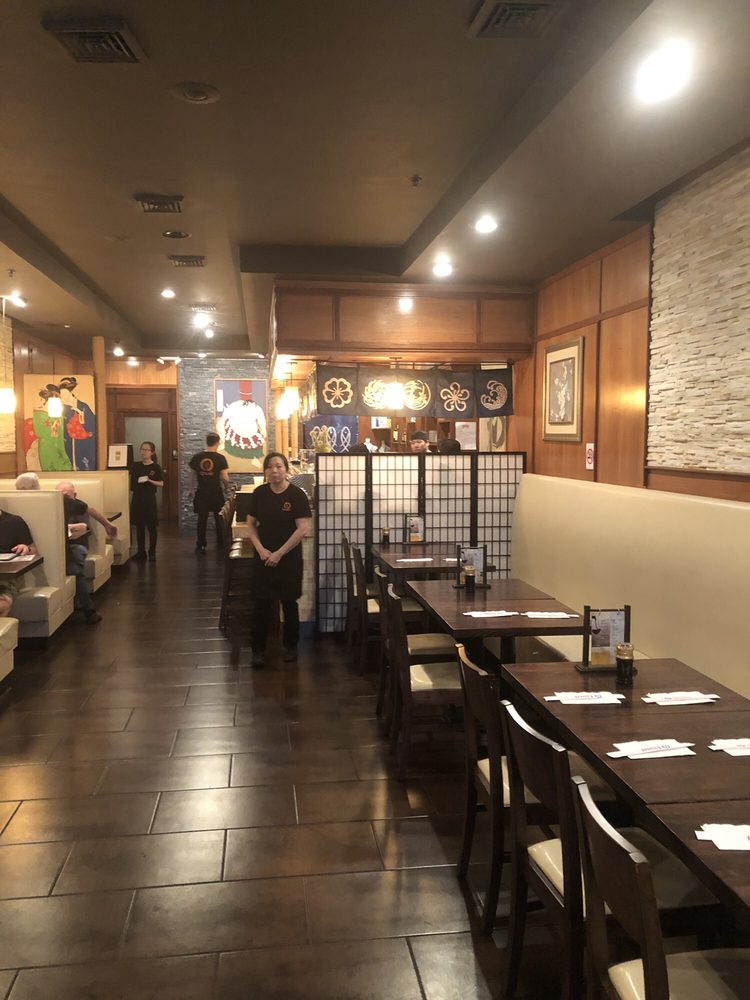 Wild Ginger (inside IZUMI Sushi) 9861 VA-193, Great Falls