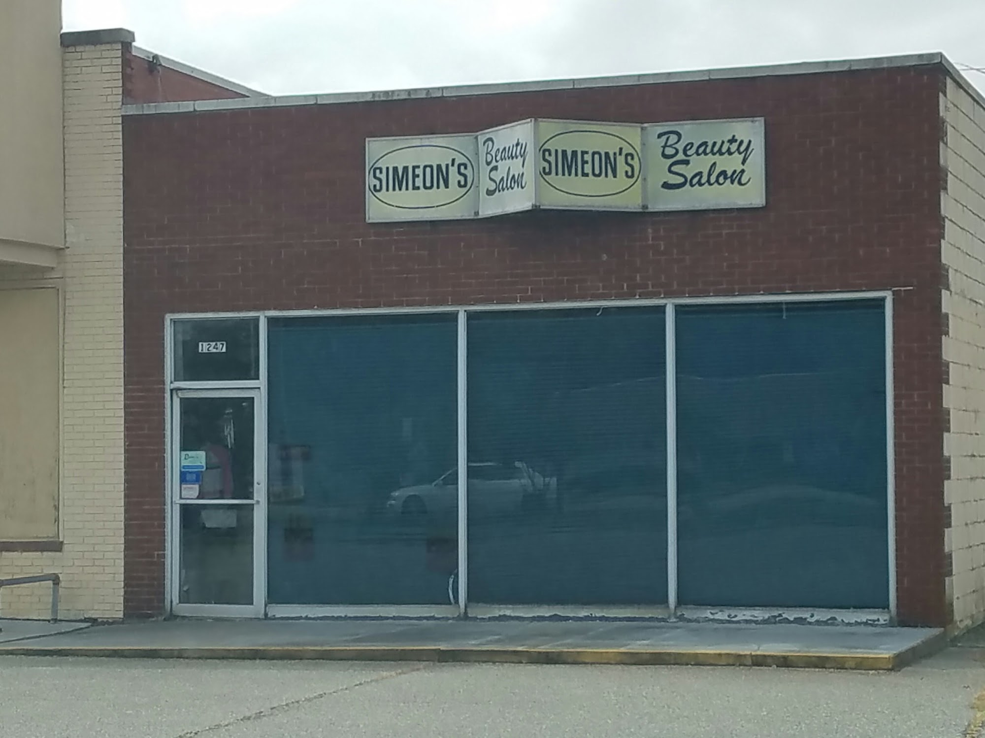 Simeon's Beauty Salon