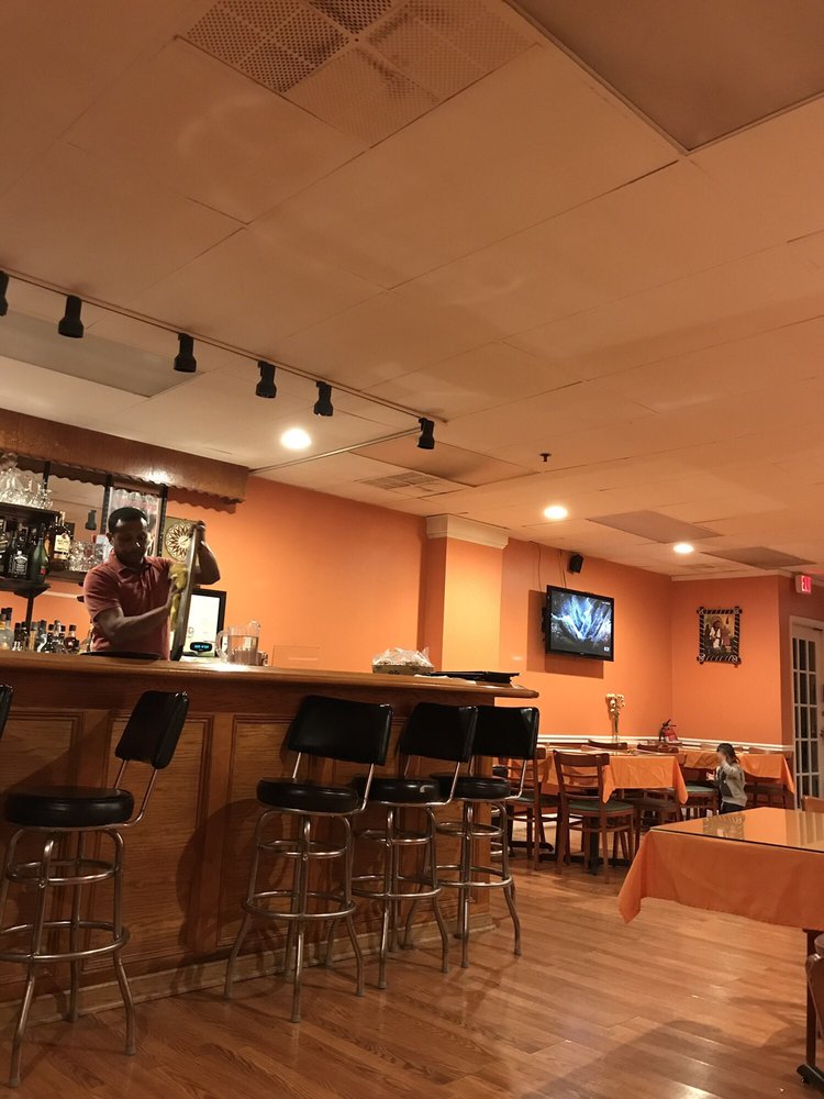 Enatye Ethiopian Restaurant 275 Sunset Park Dr, Herndon