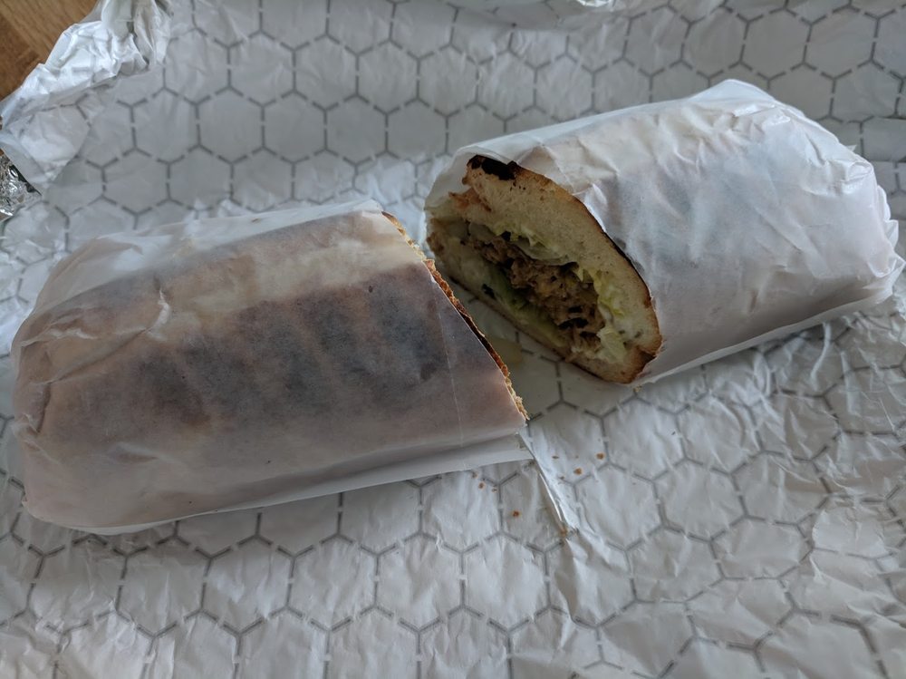 Queen's Deli 560 Herndon Pkwy STE 140, Herndon