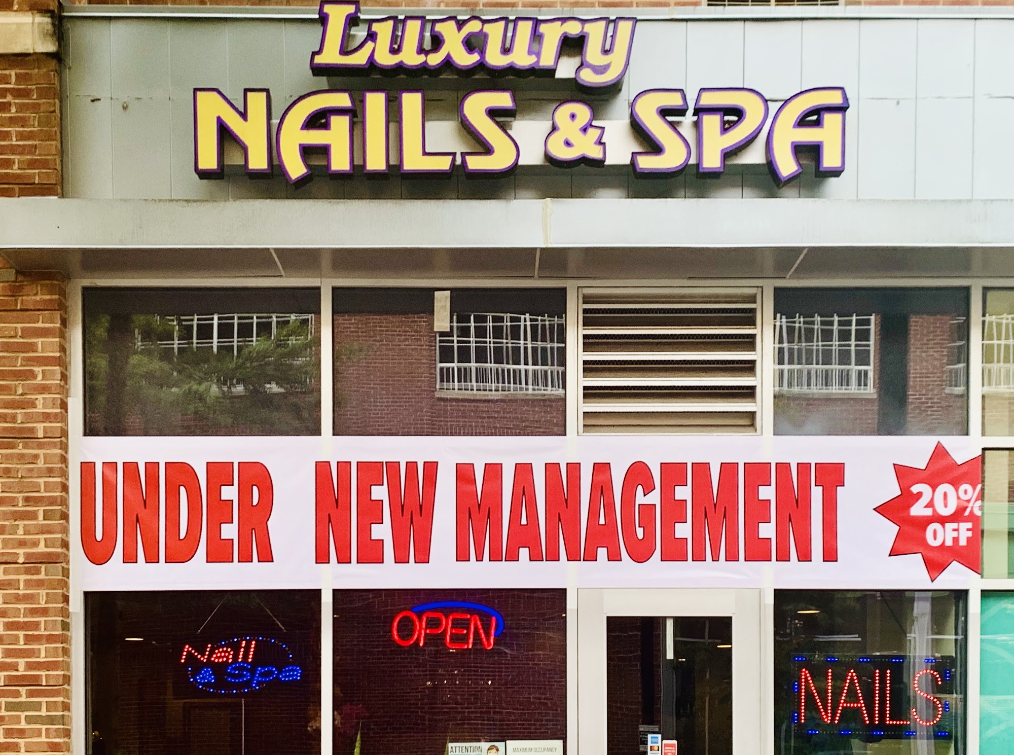 Luxury Nails & Spa of Herndon