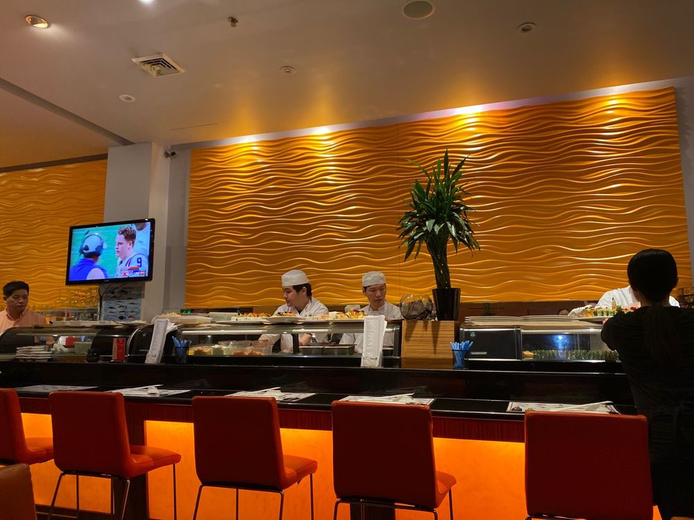 Kumo Sushi 2338 Woodland Crossing Dr, Herndon