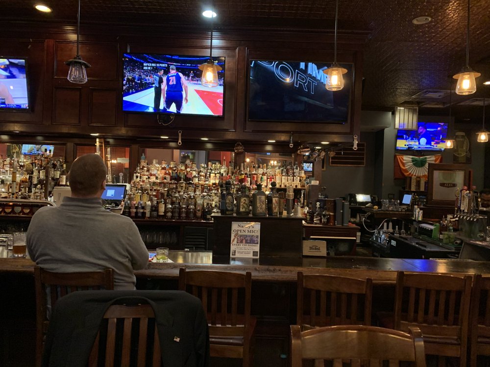 P.J Mulligans Public House 2310 Woodland Crossing Dr, Herndon