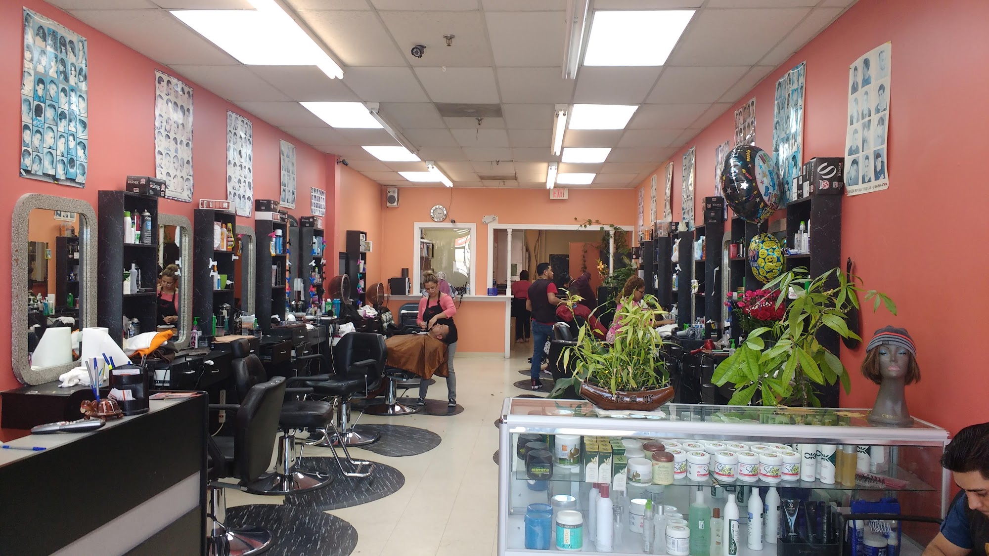 Leticia Stylist Barber Shop