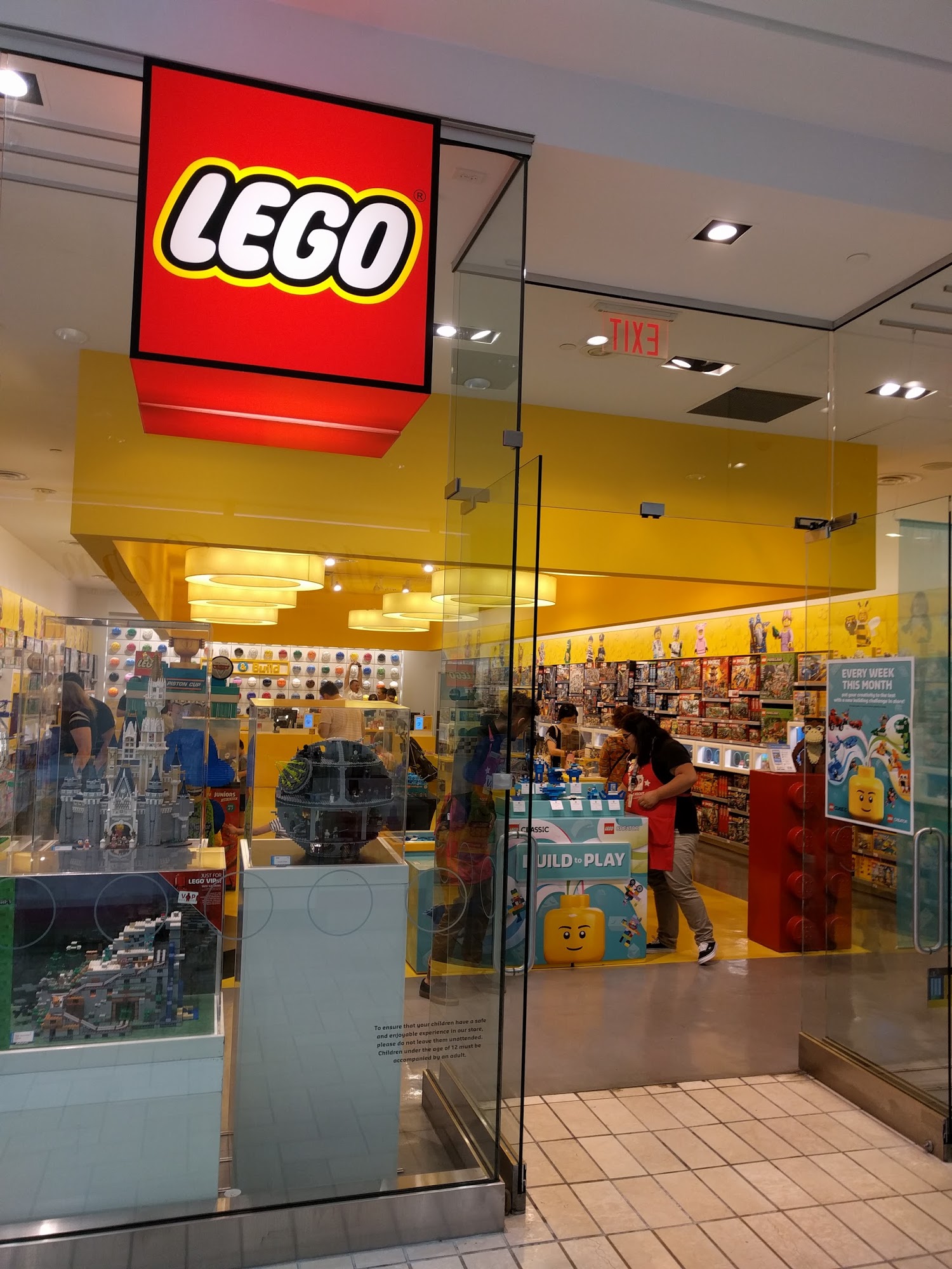 The LEGO® Store Tysons Corner