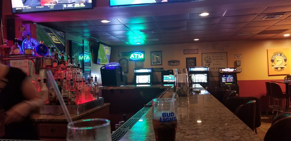 TJ's Sports Tavern 7015 Huntington Ave, Newport News