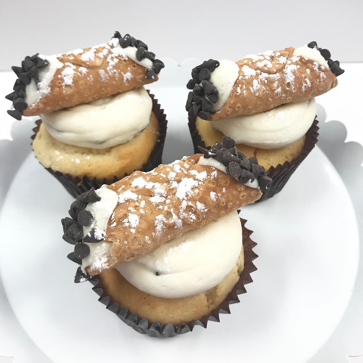 Smallcakes Newport News 12515 Jefferson Ave #330, Newport News