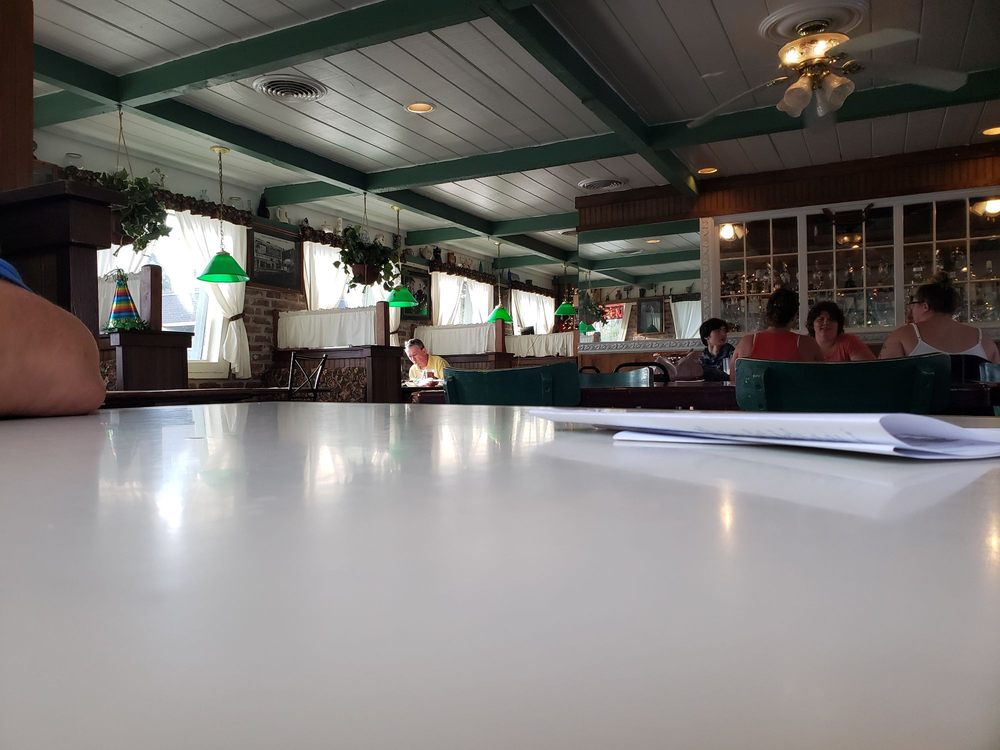 Regino's Italian Restaurant 3816 E Little Creek Rd, Norfolk