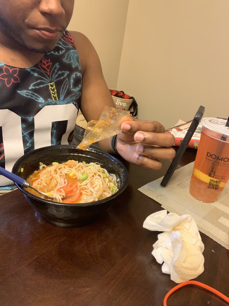 DOMOISHI ramen-poke-tea-wings 420 Monticello Ave, Norfolk