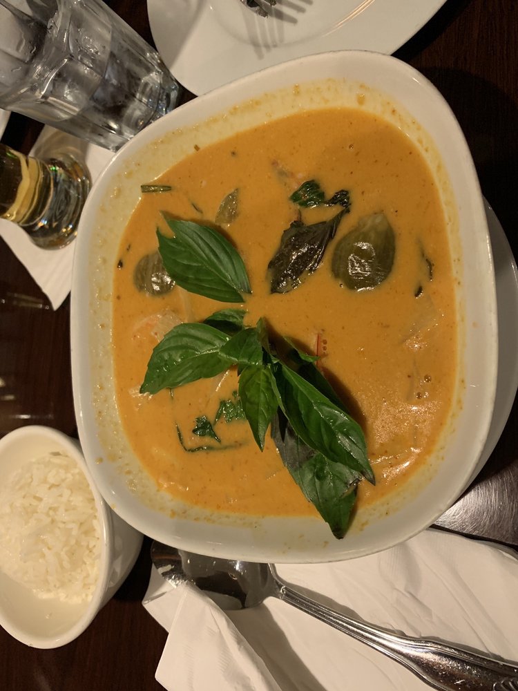 Kob Kun Fine Thai Cuisine 2946 Chain Bridge Rd, Oakton