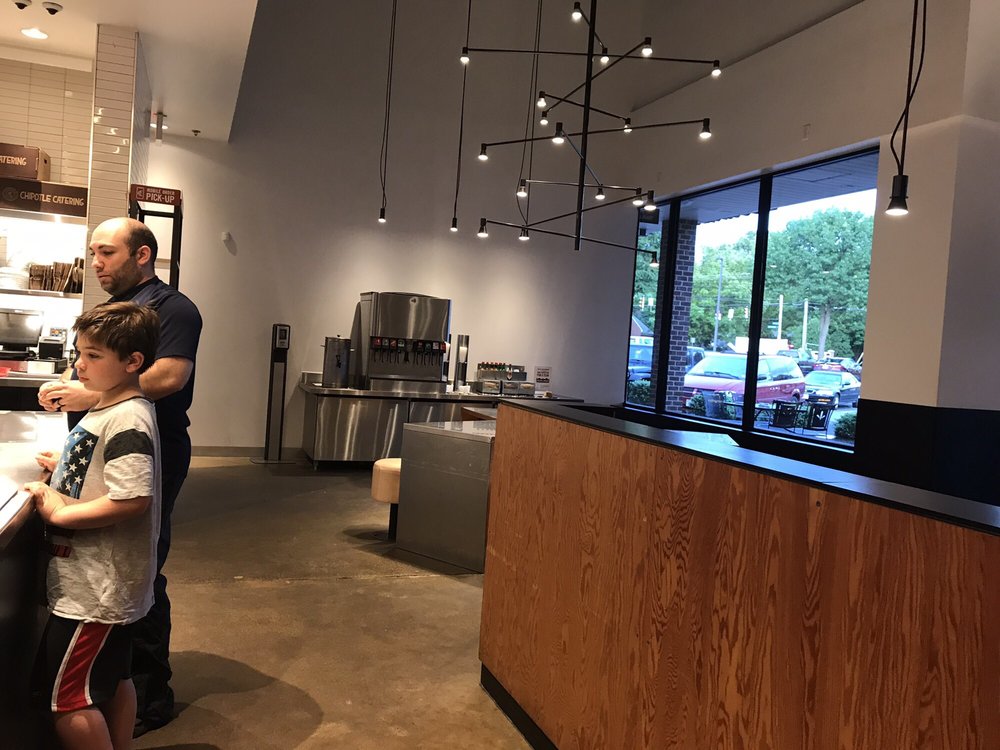 Chipotle Mexican Grill 2946 Chain Bridge Rd Ste I, Oakton