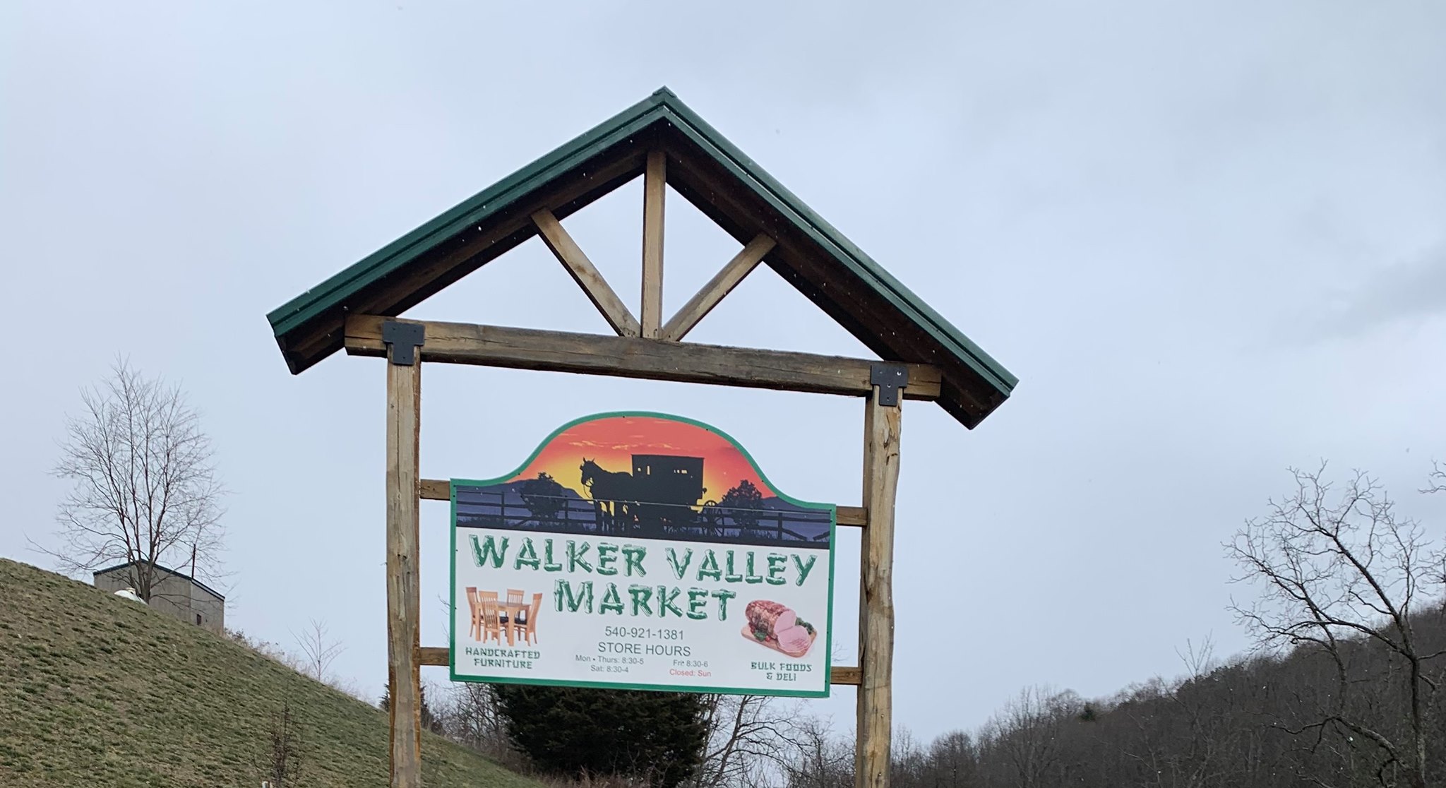 Walker Valley Market 106 Nature Ln, Pearisburg
