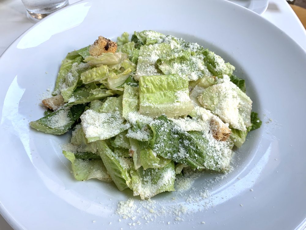 Cafe Montmartre 1625 Washington Plaza N, Reston