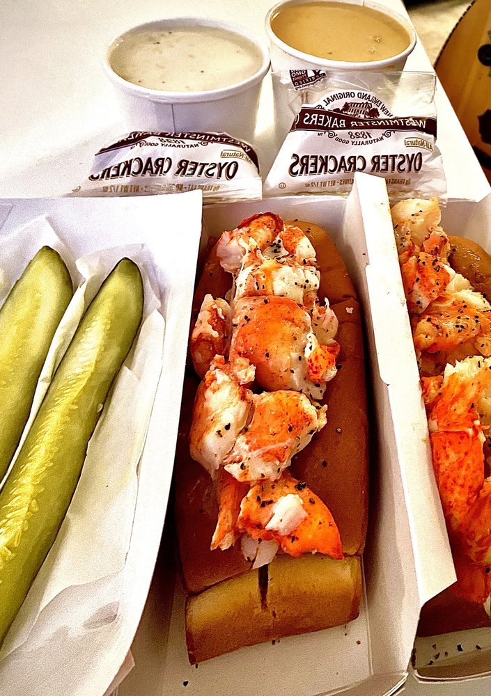 Mason's Famous Lobster Rolls 11939 Democracy Dr, Reston
