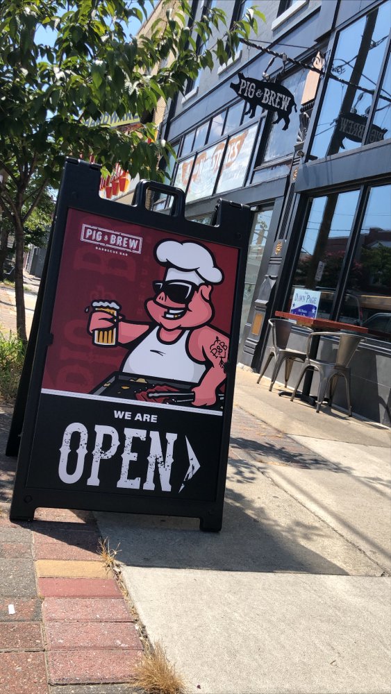 Pig and Brew 1313 Hull St, Richmond