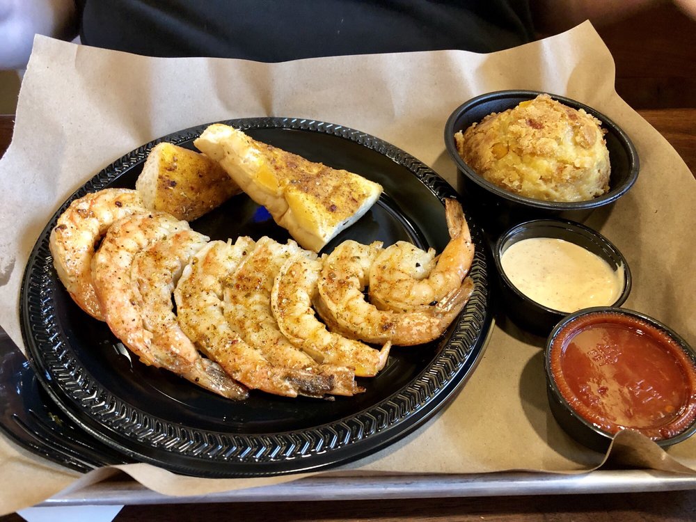 MISSION BBQ dog friendly, 5440 Glenside Dr, Richmond