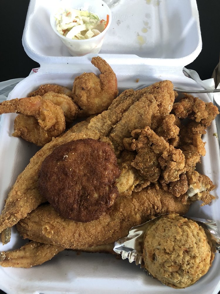 Sugars Crab Shacks 2224 Chamberlayne Ave, Richmond