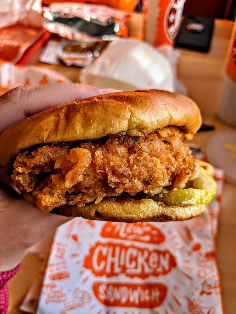 Popeyes Louisiana Kitchen 1379 Towne Square Blvd NW, Roanoke