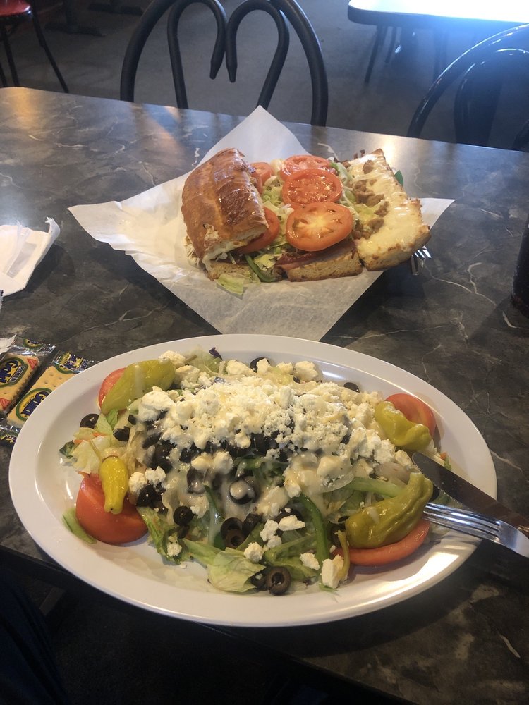 Bellacino's Pizza & Grinders 4373 Starkey Rd, Roanoke