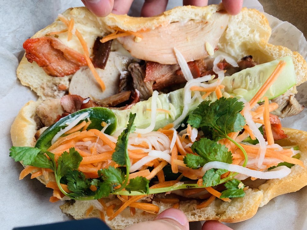 Roanoke, VA Restaurants Open for Takeout, Curbside Service and/or